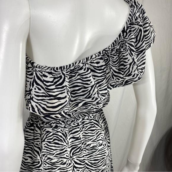 Cotton On One Shoulder Ruffle Zebra Print Dress - Picture 2 of 6